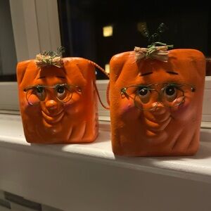 Adorable Novelty Pumpkin Face Decor!!